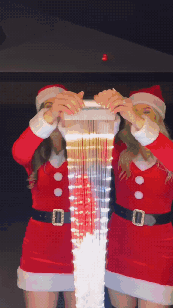 Cortina de LED acendendo