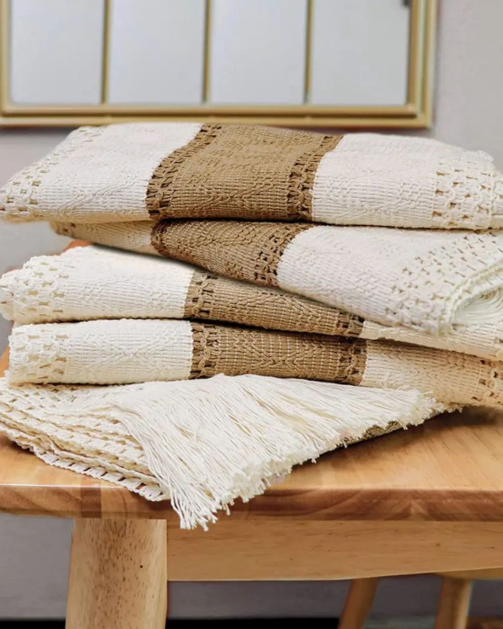 Caminho de Mesa Boho em Algodão Crochê Decoração Rústica e Moderna