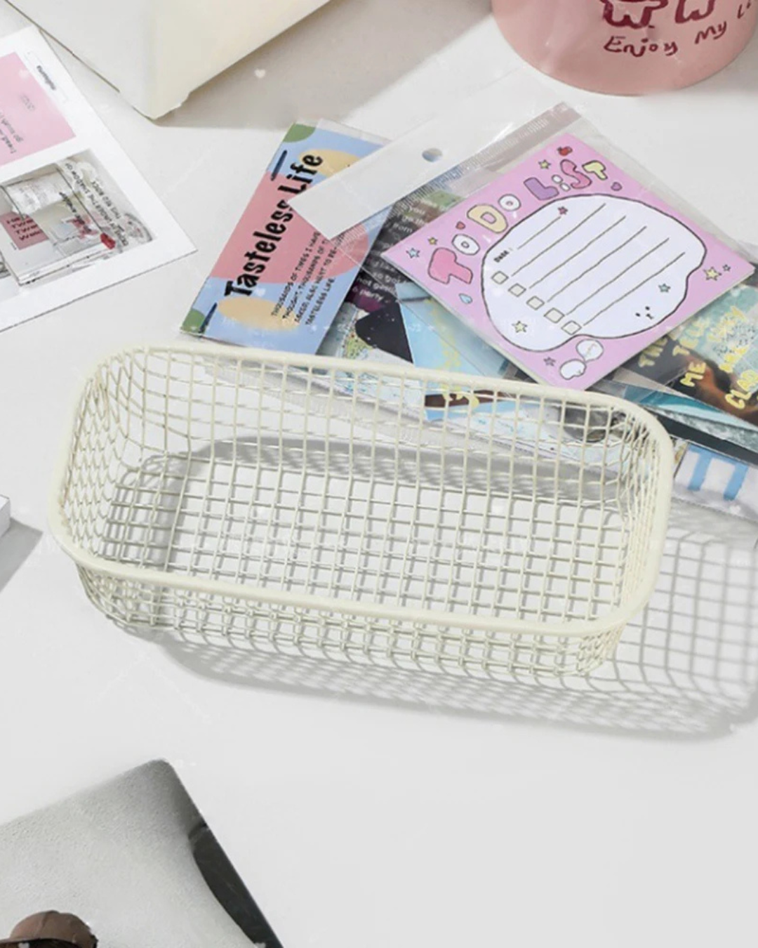 Cesta de Armazenamento de Mesa em Metal Organizador para Escritório e Casa