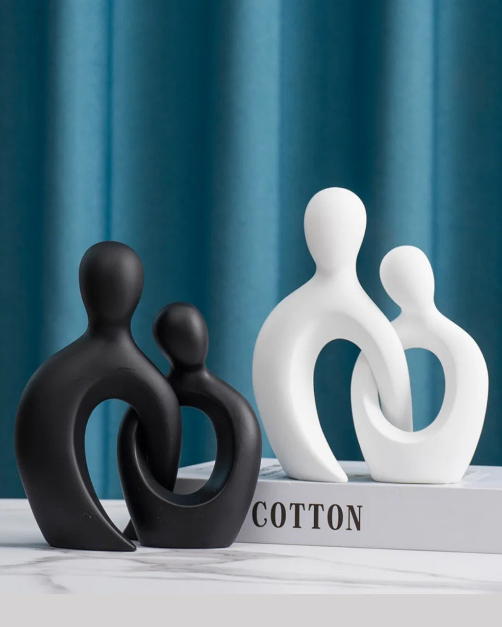 Escultura Decorativa de Casal para Sala Quarto ou Escritório