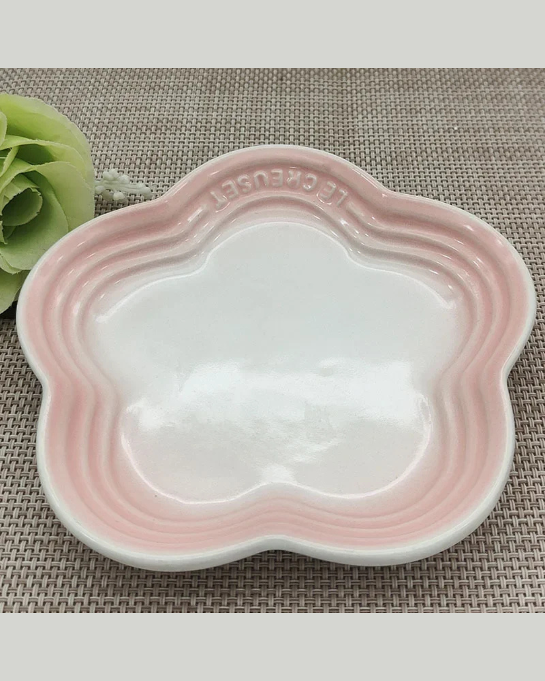 Prato Pequeno de Cerâmica Flor de Ameixa 14cm Estilo Francês para Sobremesas e Molhos