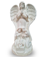 Sagrada Família com Anjo em Porcelana com Led 26 x 11 cm