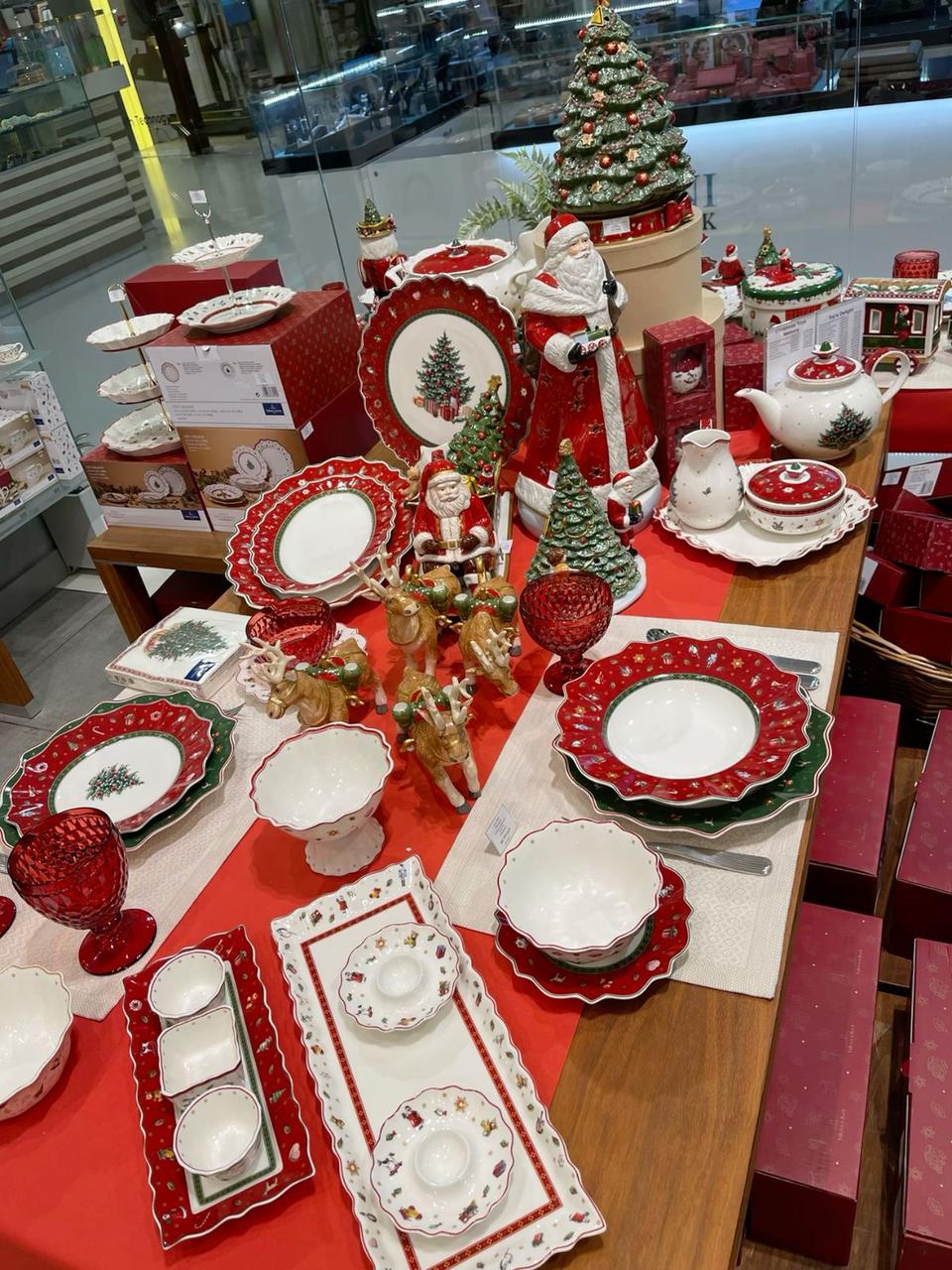 Aparelho de Jantar Natalino Vermelho - 6 Peças